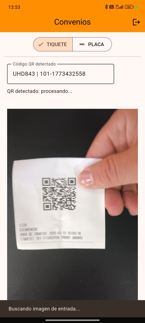 App de Convenios CI24 validando ticket QR de estacionamiento